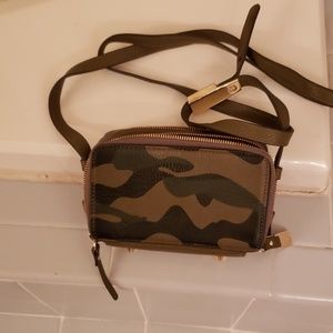 G.I.L.I - Got It Love It Crossbody Mini Bag